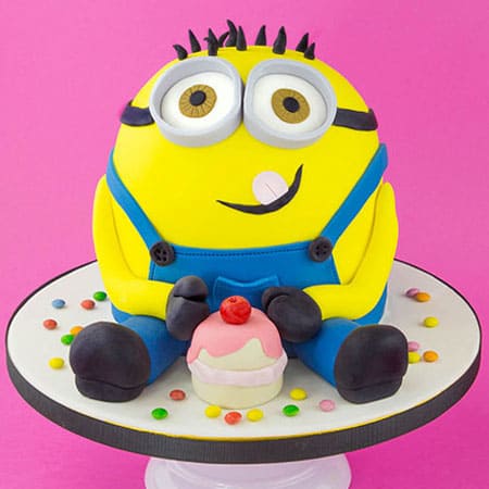 MIN022 - Sinful Minion Cake