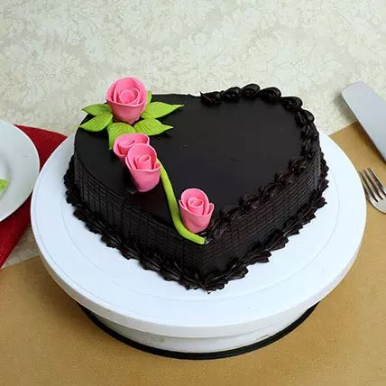 VAL084 - Valentine day Heart Cake