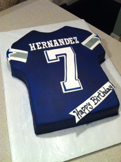 THM023 - Shirt Cake