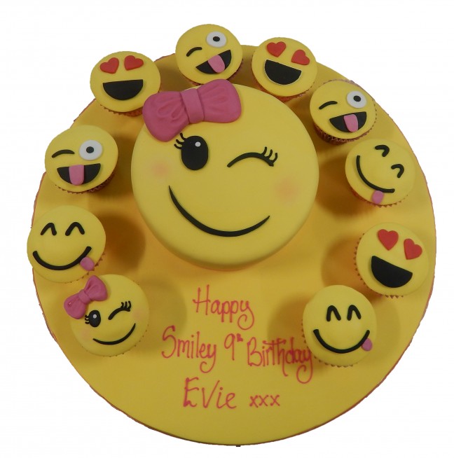 SMY017 - Smiley Cake