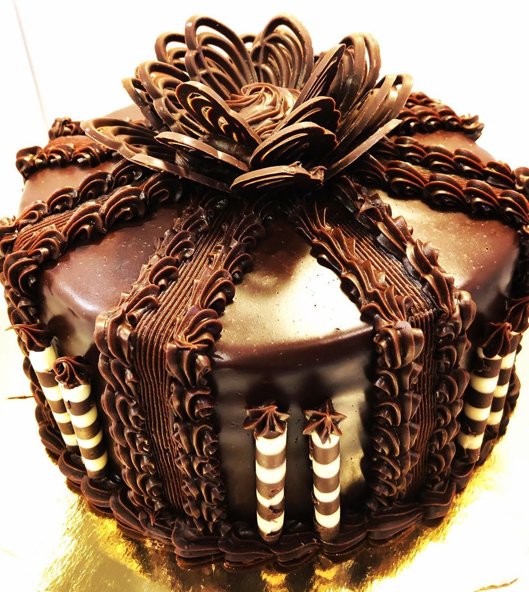 Premium cake discount