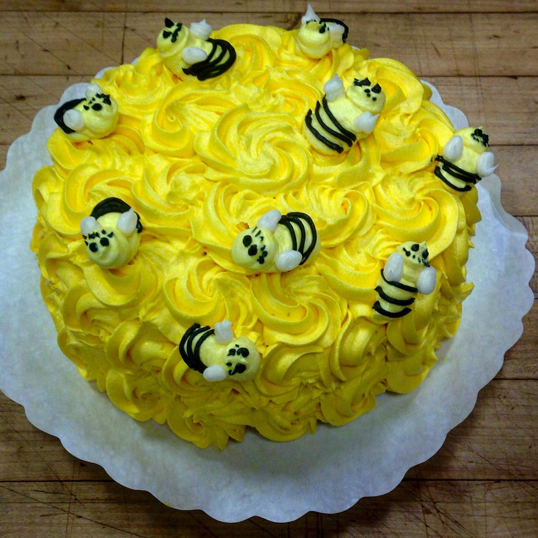 BMB004 - Bumble Cake 