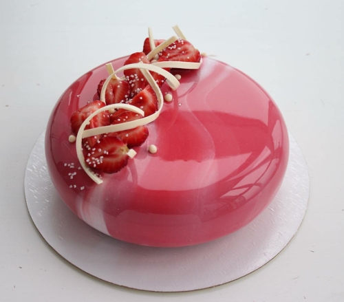 MRR008 - Strawberry Mirror Cake